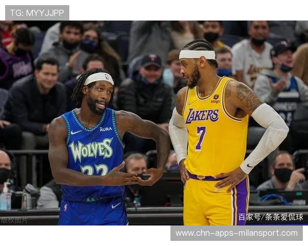 詹姆斯带队去老人院做志愿，温馨画面被传播